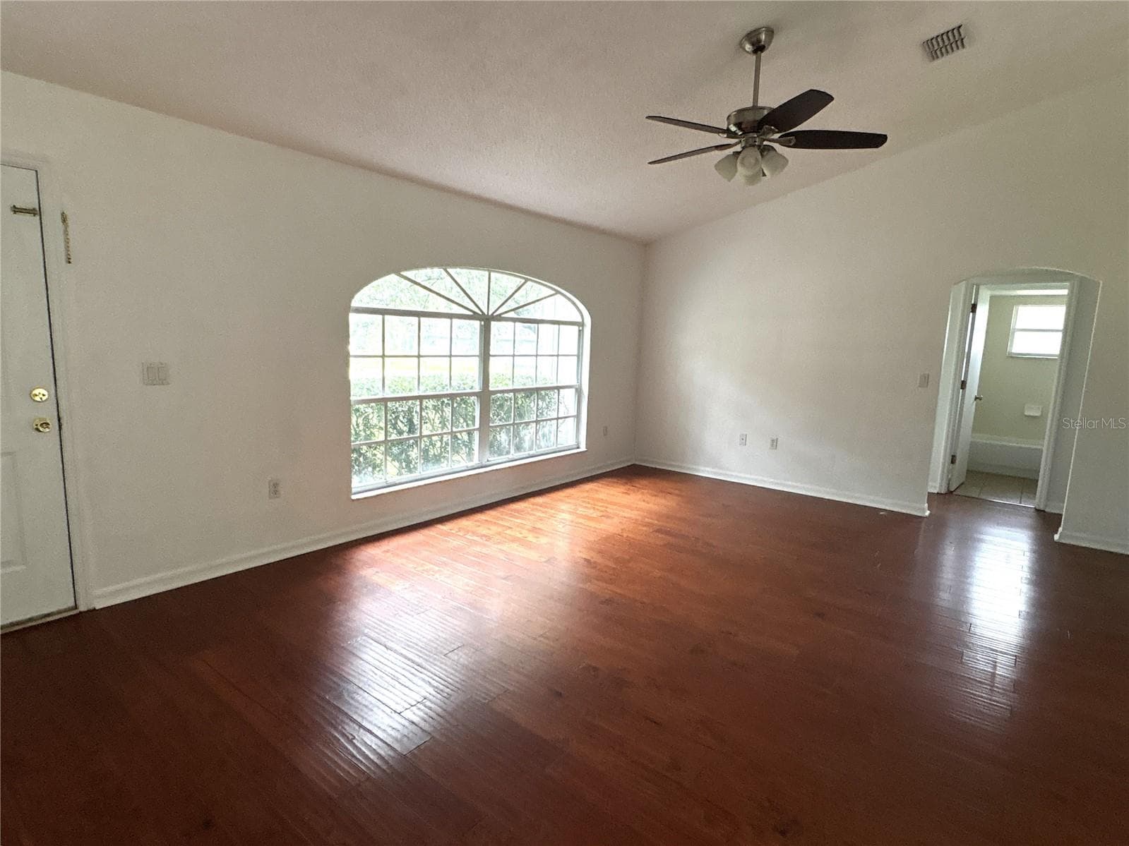 Looking across the living room. - 8919 N MENDOZA WAY, CITRUS SPRINGS