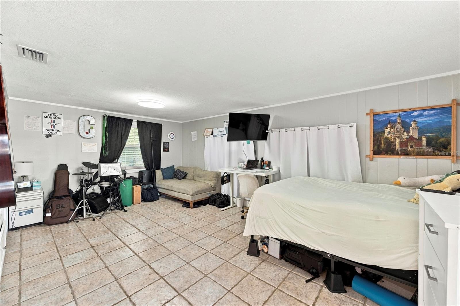 Single Family Residence at 5105 W COUNTRY CLUB DR, SARASOTA, photo 18 of 62