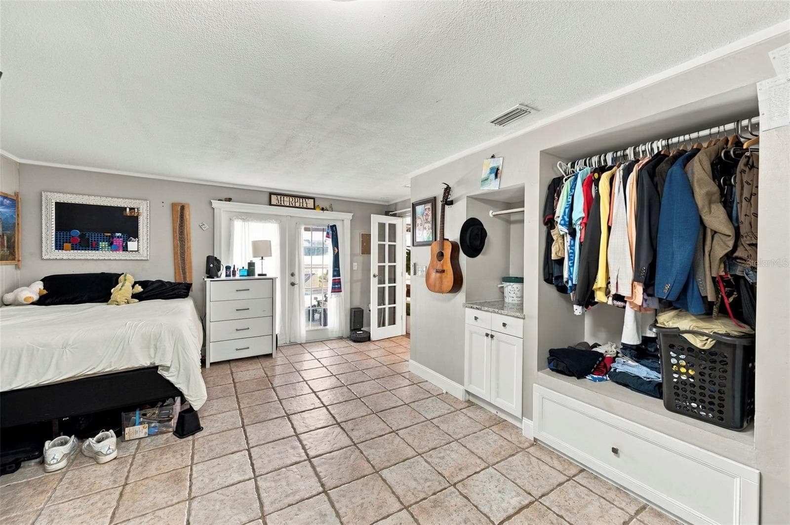 Single Family Residence at 5105 W COUNTRY CLUB DR, SARASOTA, photo 19 of 62