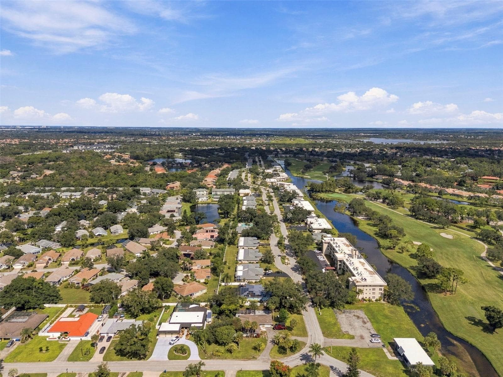 Single Family Residence at 5105 W COUNTRY CLUB DR, SARASOTA, photo 59 of 62