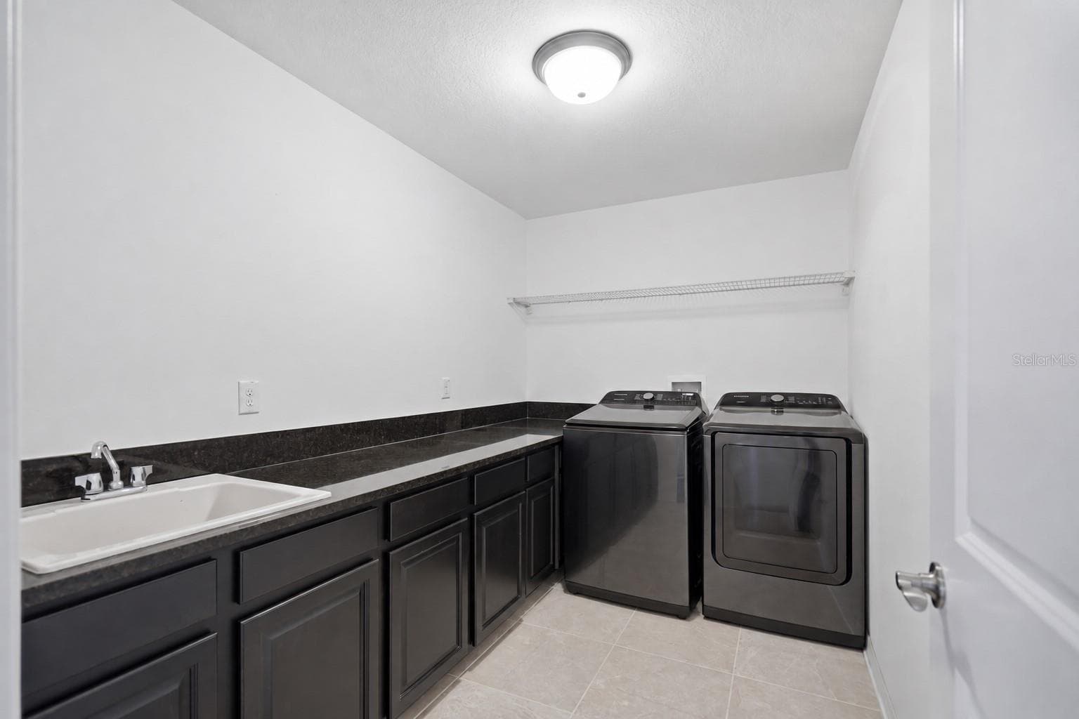 Single Family Residence at 9307 PARISIAN CT, SEFFNER, photo 35 of 40