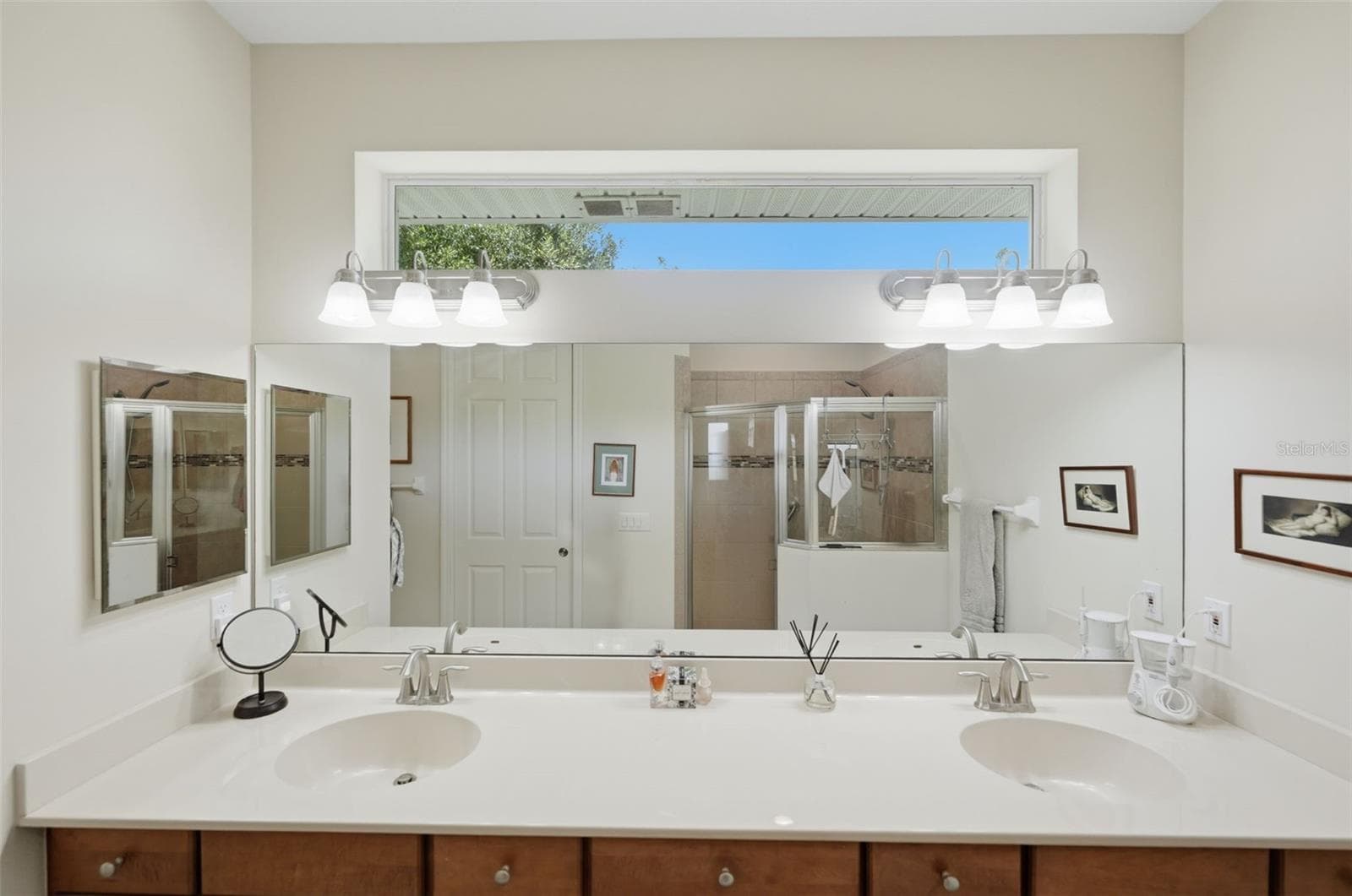 Single Family Residence at 598 GOSSAMER WING WAY, SEBASTIAN, photo 18 of 37