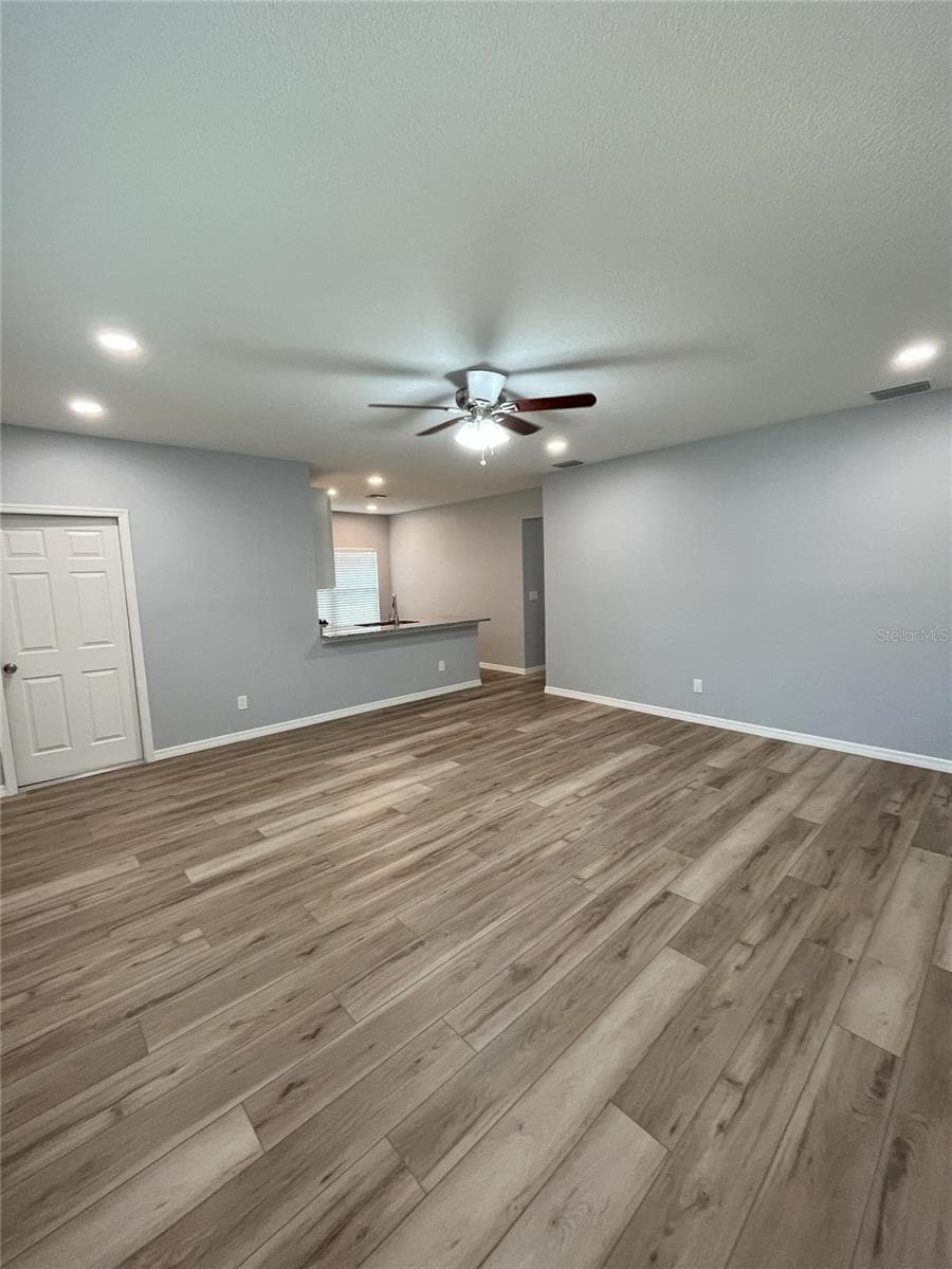 Single Family Residence at 3304 SUMMER ISLAND CT, VALRICO, photo 11 of 12