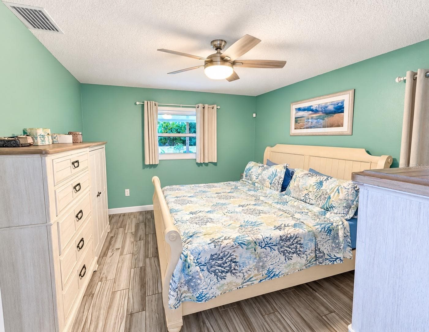 Single Family Residence at 11480 EXMORE ST, SPRING HILL, photo 10 of 24