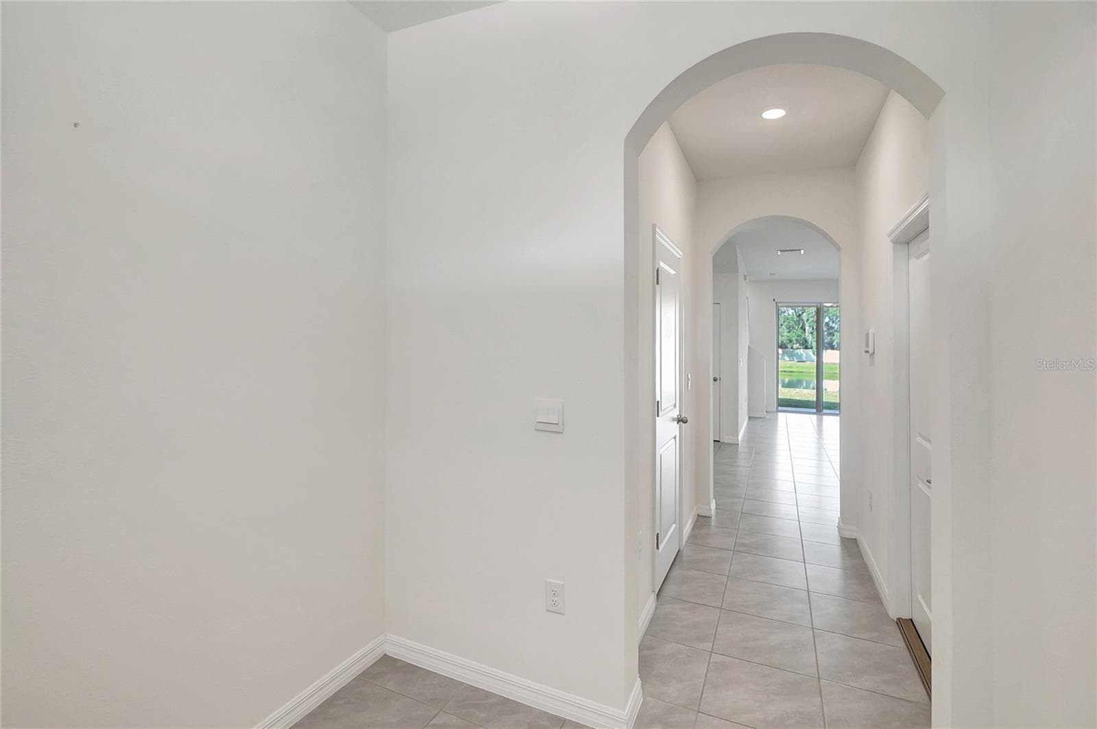 Townhouse at 34395 SORREL MINT DR, WESLEY CHAPEL, photo 6 of 48