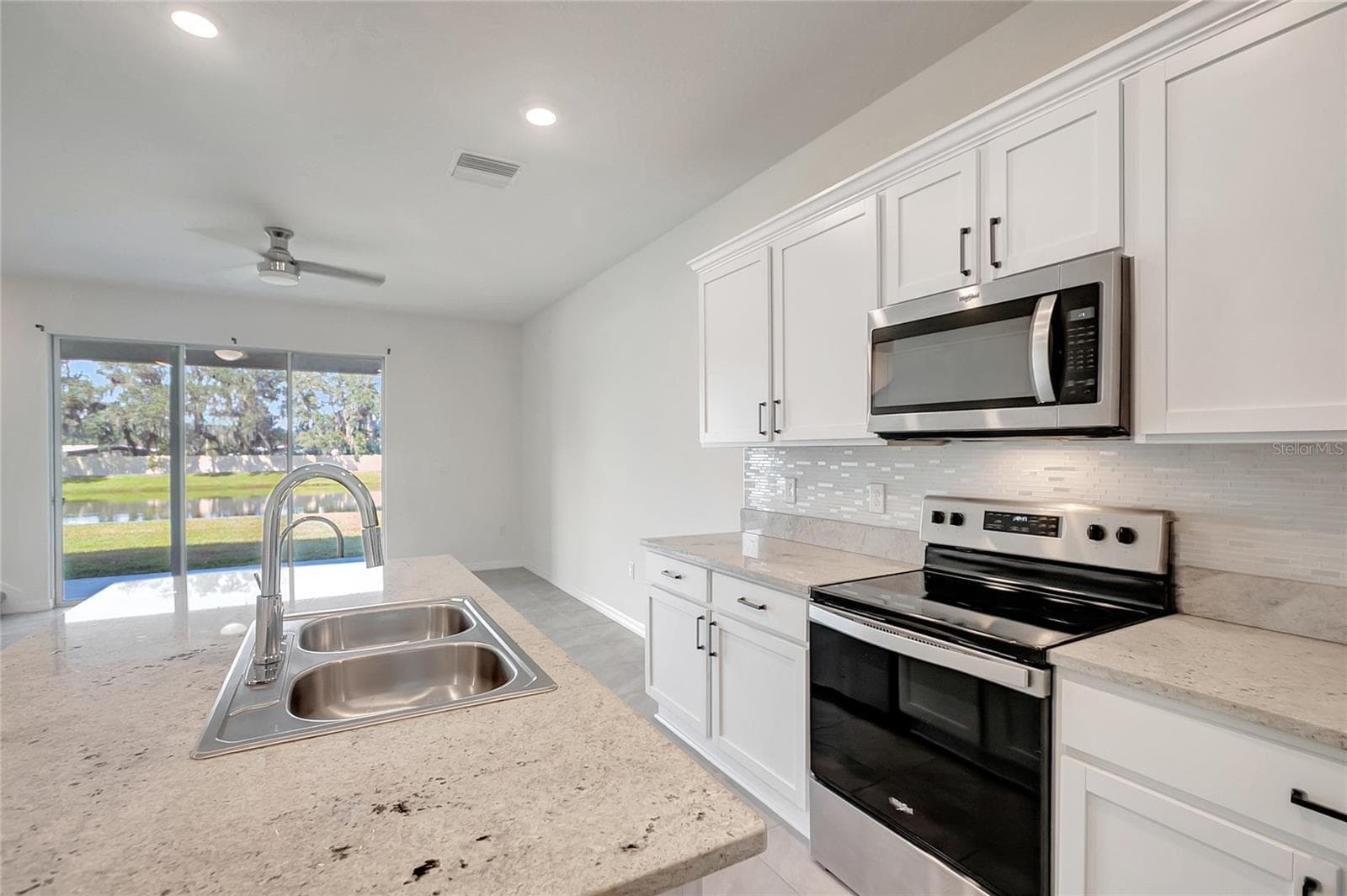 Townhouse at 34395 SORREL MINT DR, WESLEY CHAPEL, photo 12 of 48