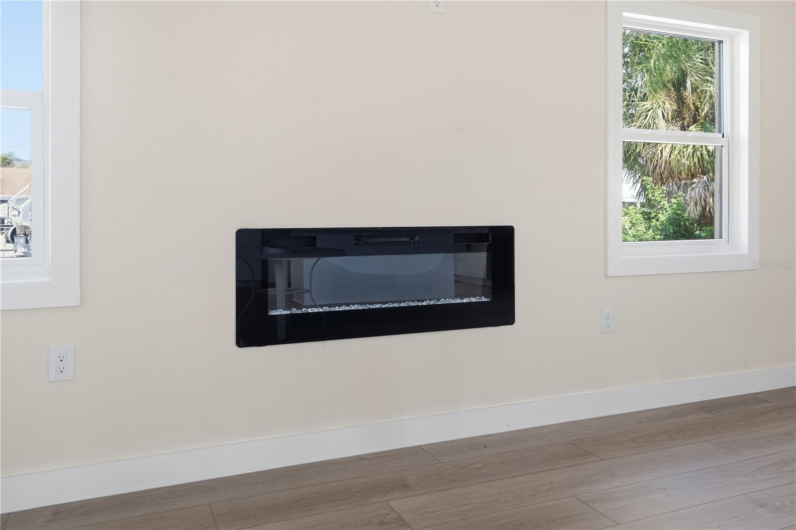 IN-WALL ELECTRIC FIREPLACE - 7507 MAKO DR, HUDSON