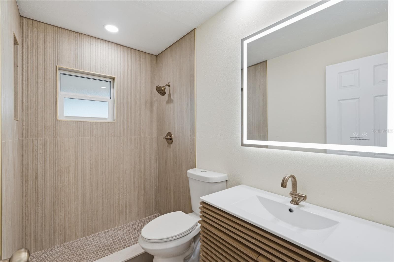 2ND BATH - 7507 MAKO DR, HUDSON