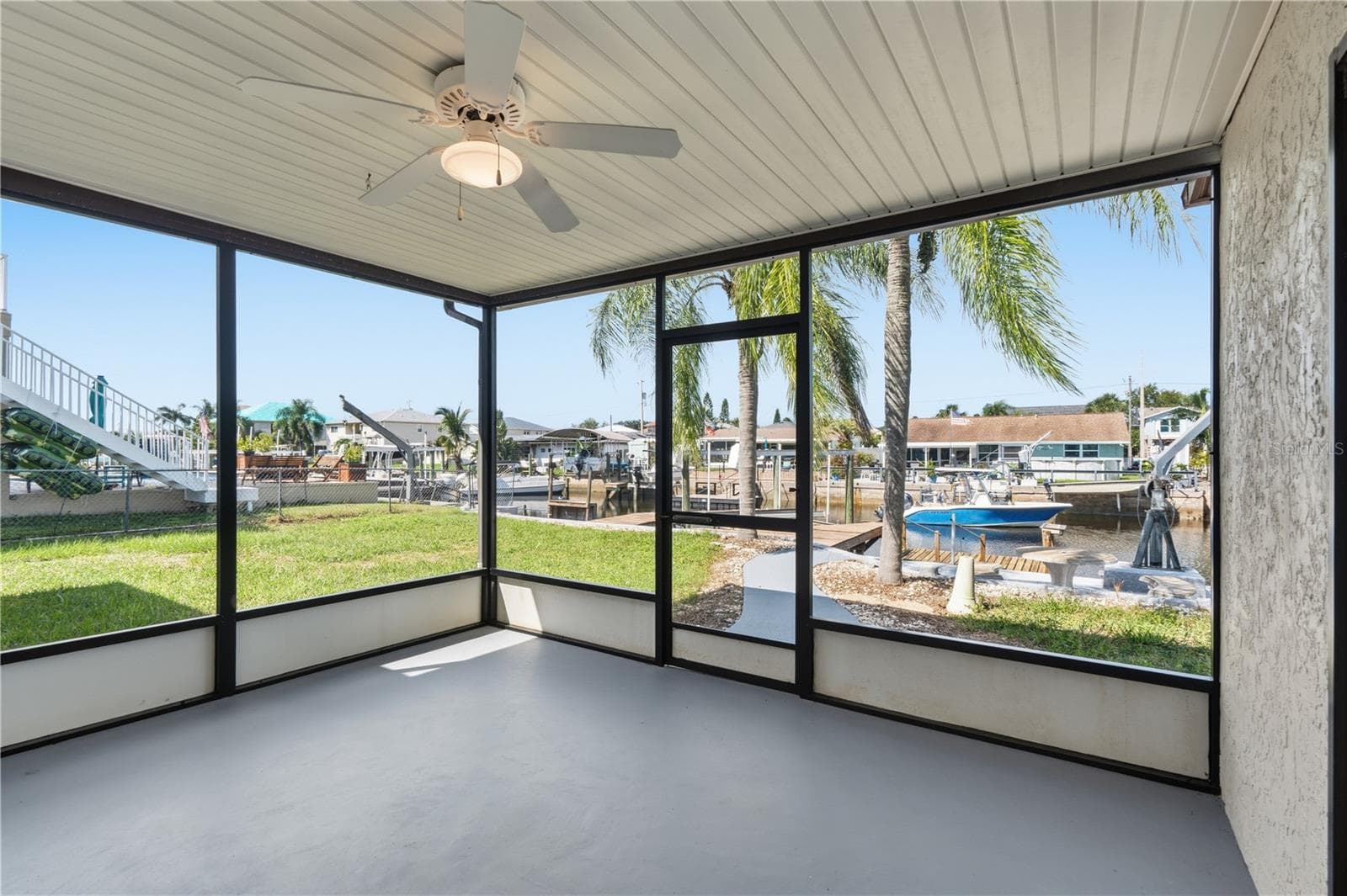 LANAI - 7507 MAKO DR, HUDSON
