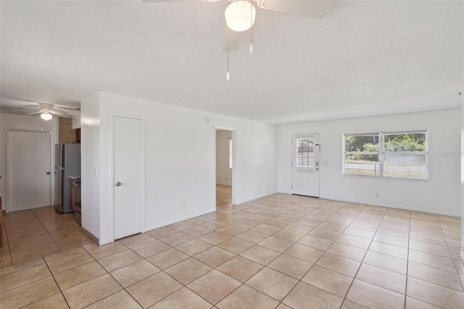 Single Family Residence at 4225 NE 25TH AVE, OCALA, photo 4 of 16