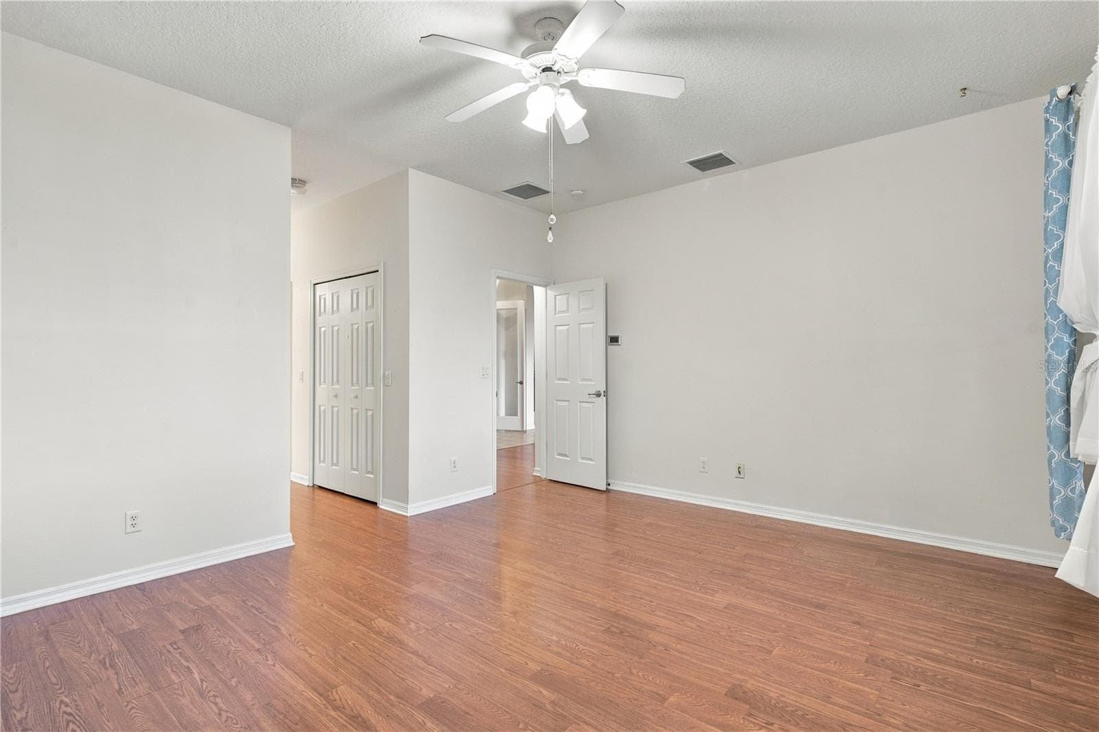 Primary bedroom - 6274 SAILBOAT AVE, TAVARES
