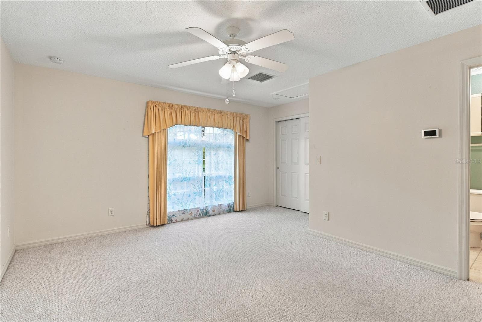 Second bedroom - 6274 SAILBOAT AVE, TAVARES