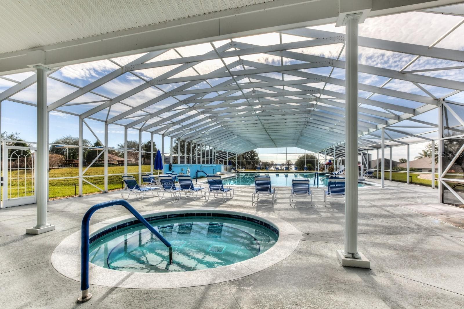 Community hot tub - 6274 SAILBOAT AVE, TAVARES