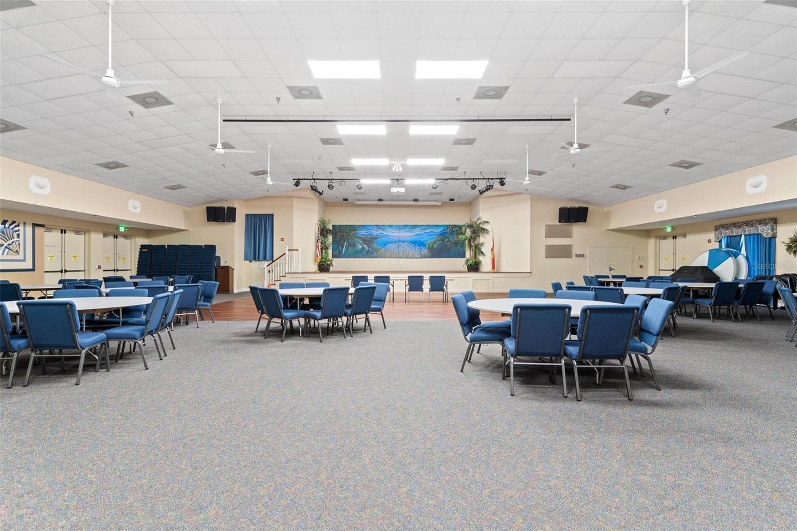 Club house - 6274 SAILBOAT AVE, TAVARES