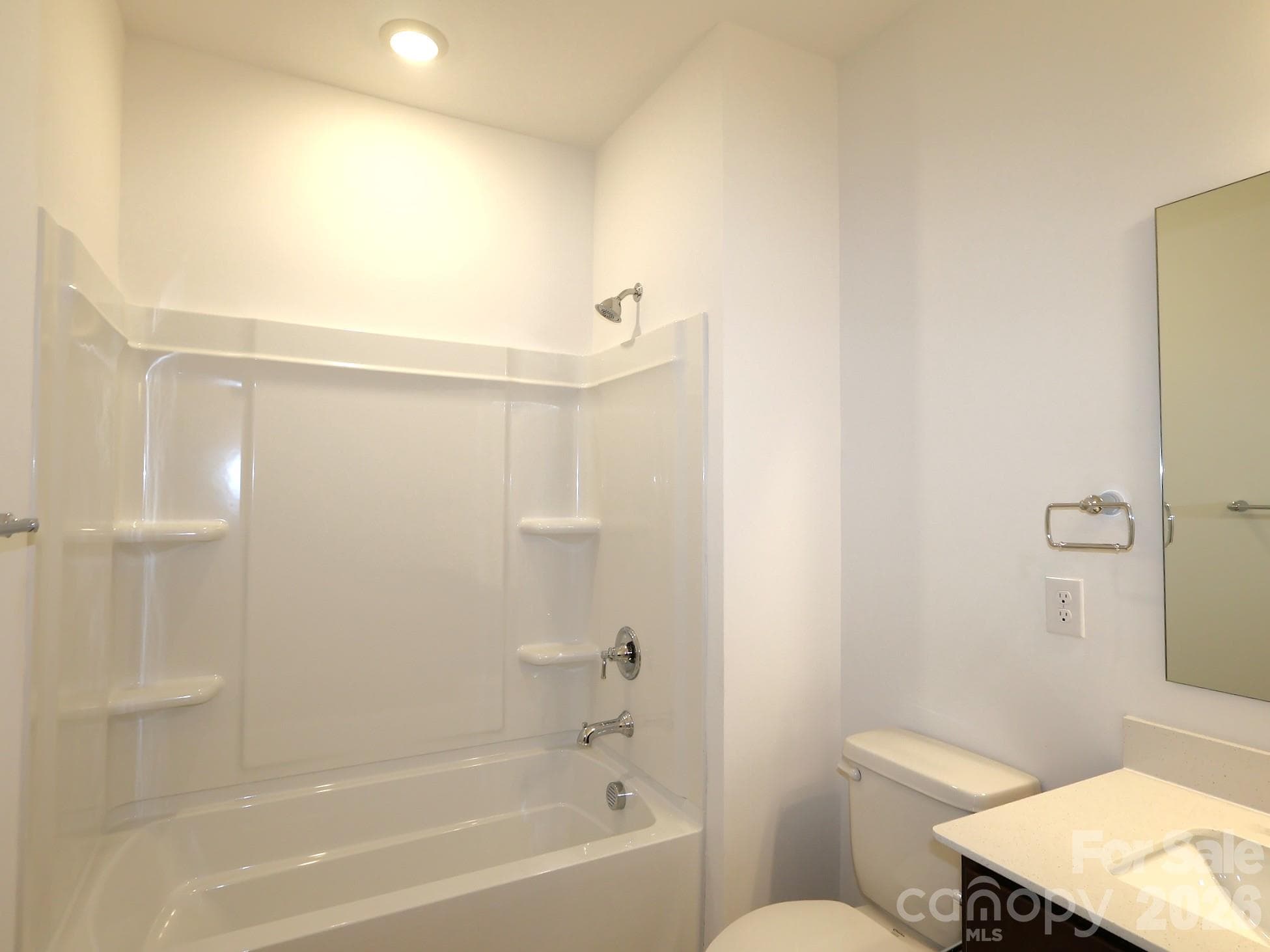 Secondary bathroom - 246 Amber Glen Drive, Locust