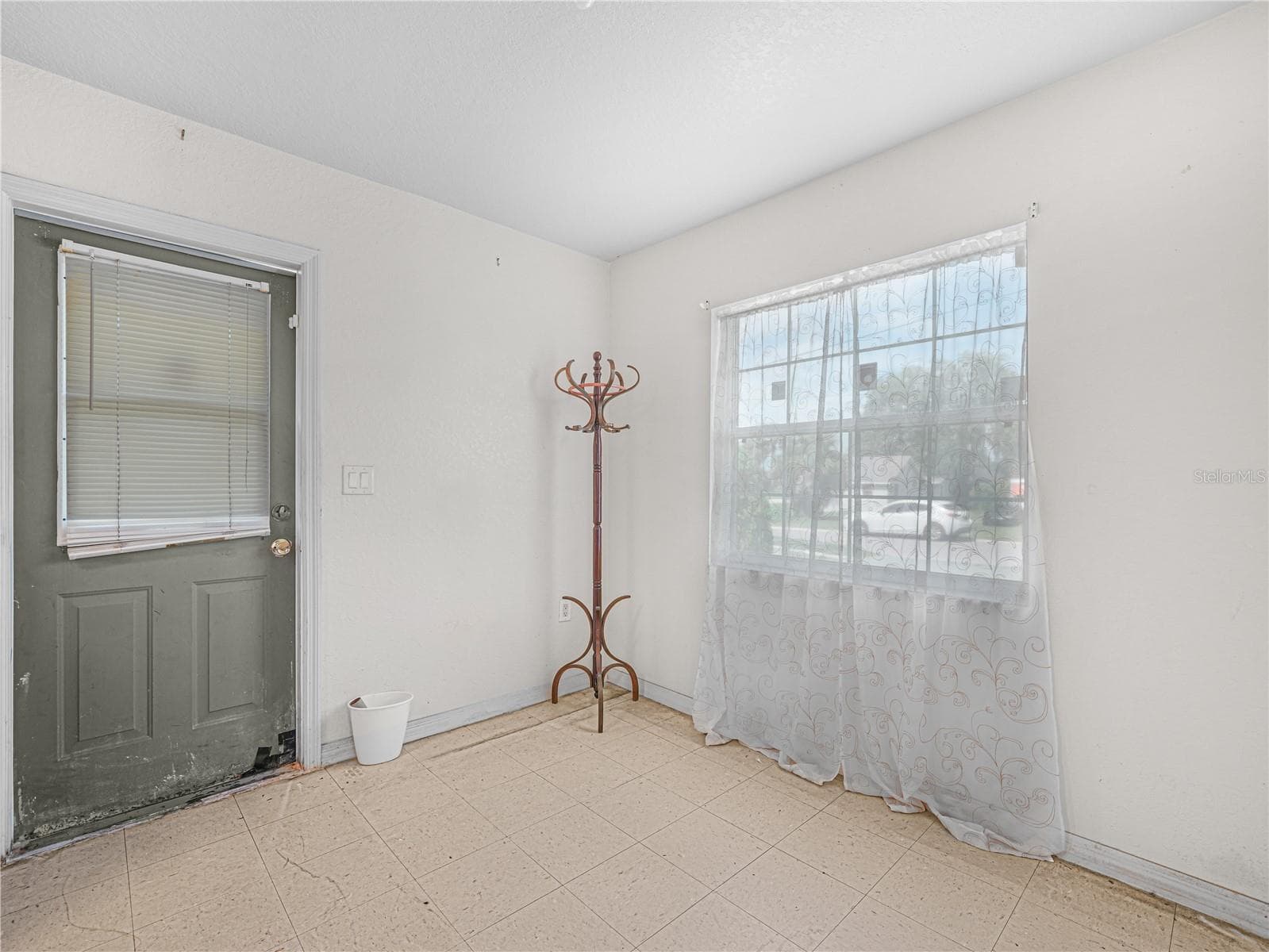 Single Family Residence at 215 DORSETT AVE, LAKE WALES, photo 16 of 22