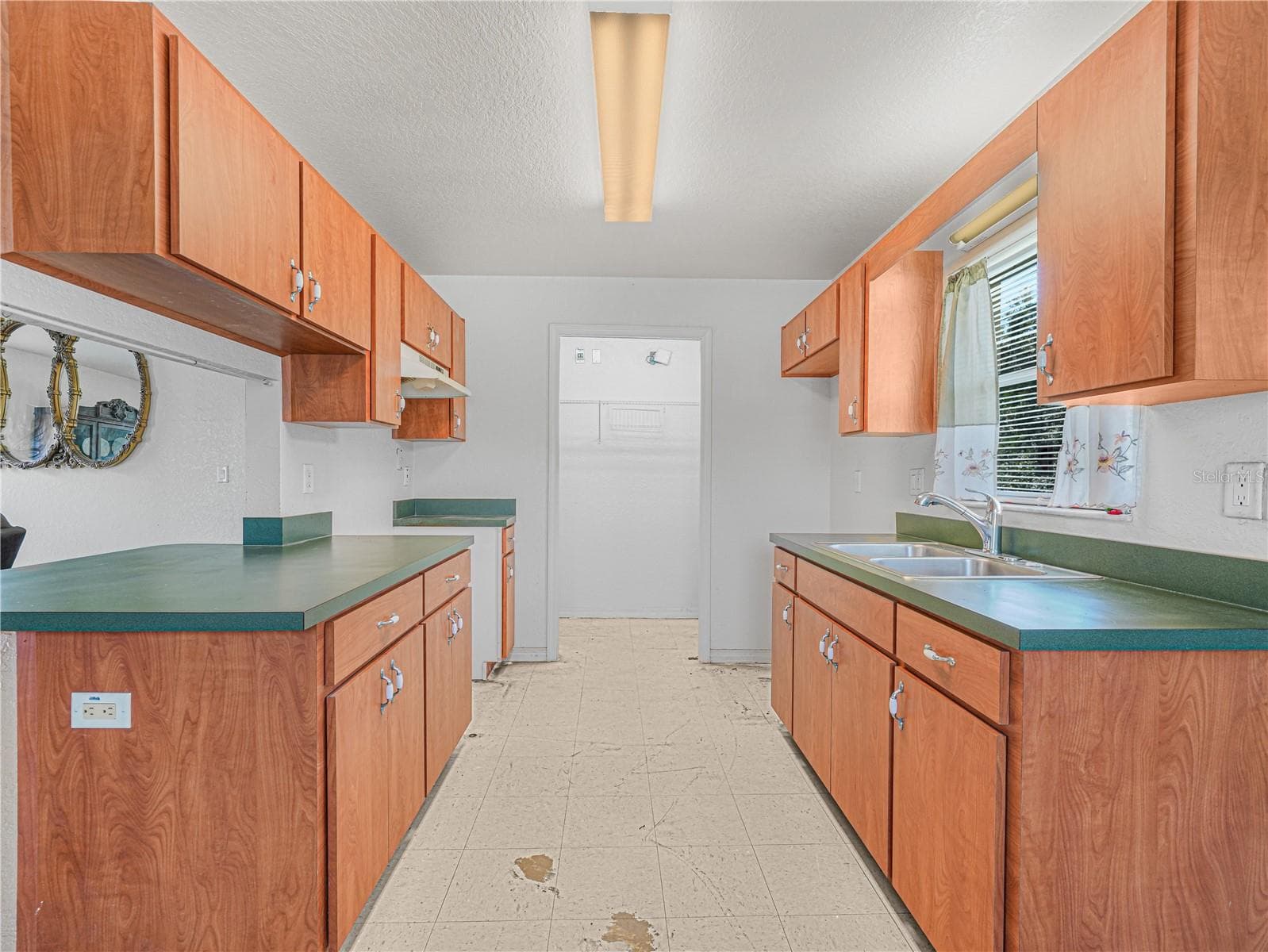 Single Family Residence at 215 DORSETT AVE, LAKE WALES, photo 18 of 22