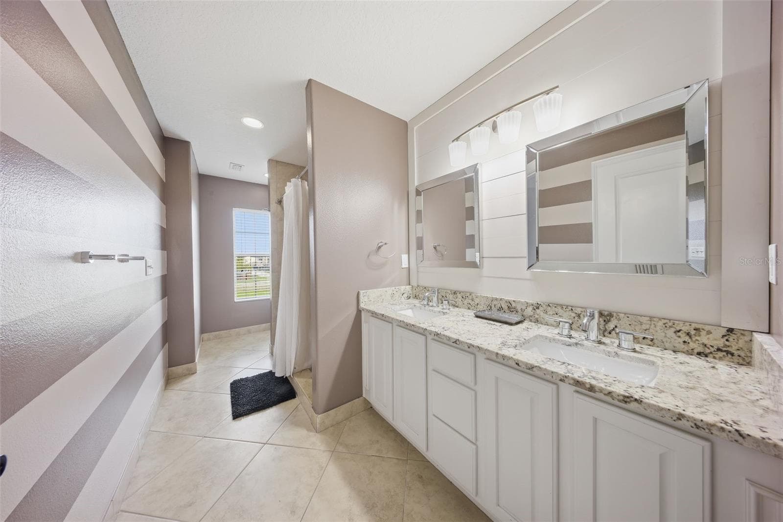 Single Family Residence at 816 E FULLERS CROSS RD, WINTER GARDEN, photo 27 of 47
