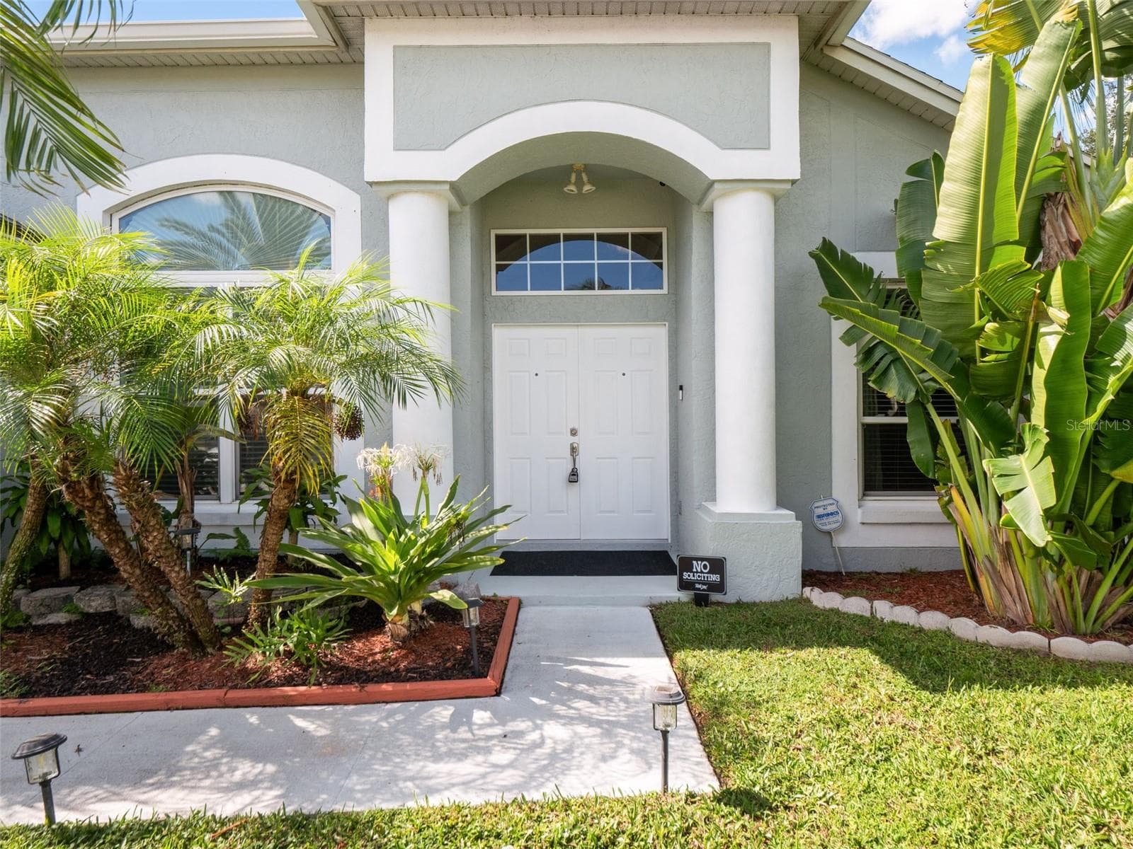 Single Family Residence at 11883 HARTFORDSHIRE WAY, ORLANDO, photo 3 of 51