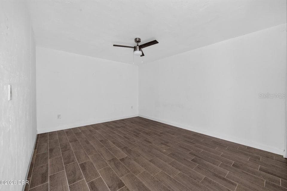 Finished Garage - 907 BOULDER DR, SOUTH DAYTONA