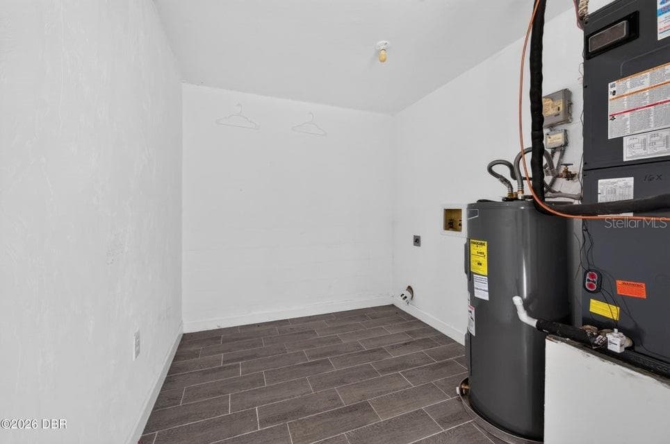 Laundry - 907 BOULDER DR, SOUTH DAYTONA