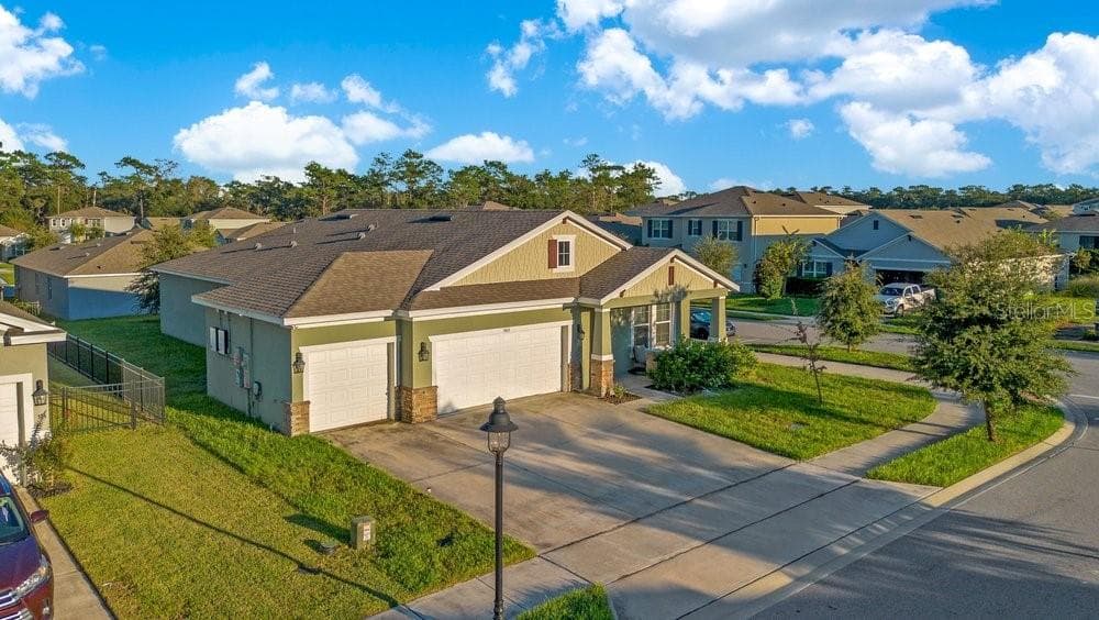 Single Family Residence at 560 SHAELYN PL, DELAND, photo 20 of 41