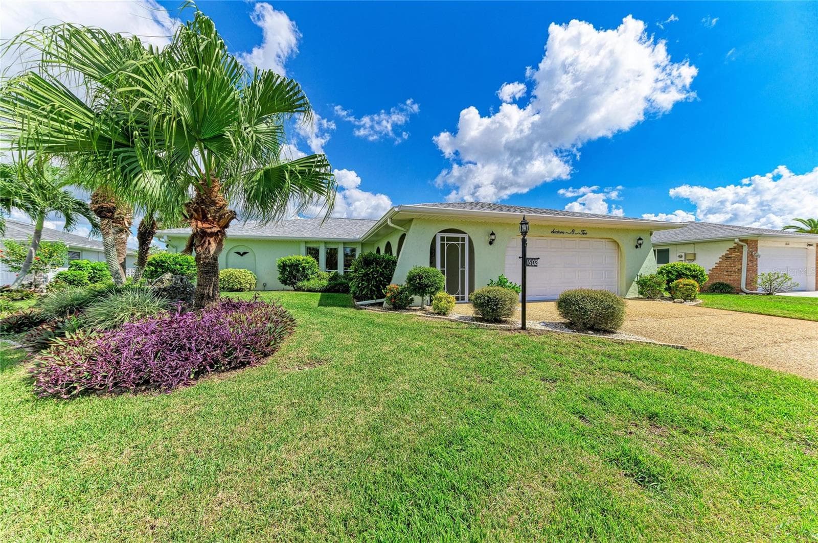 1602 VIKKI CT