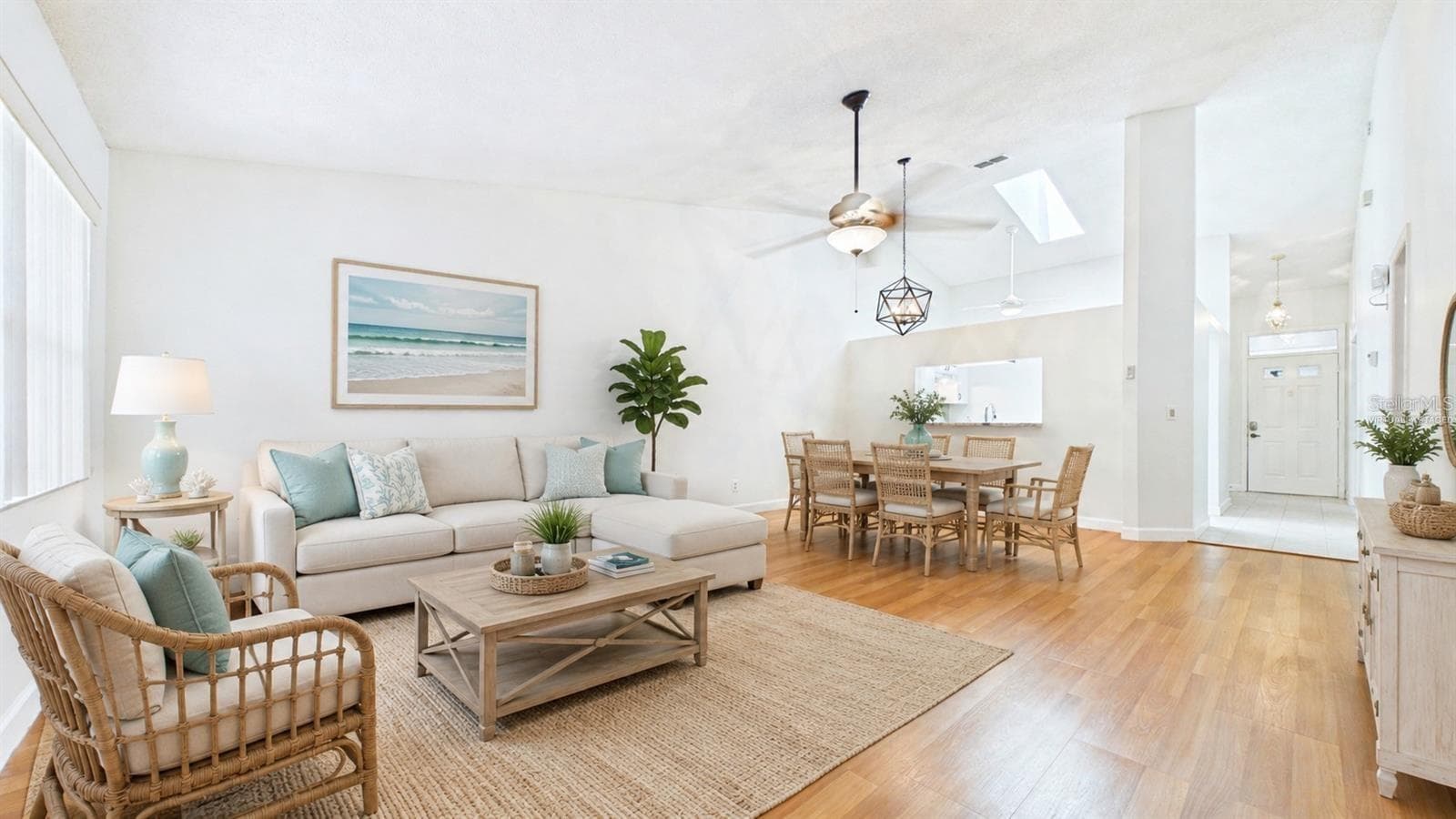 virtually staged - 1539 REBECCA LN, DUNEDIN