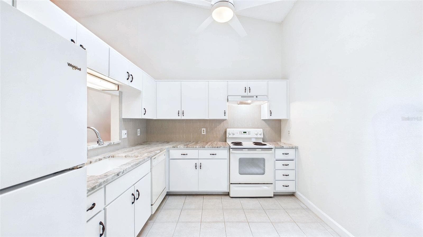 Villa at 1539 REBECCA LN, DUNEDIN, photo 6 of 20