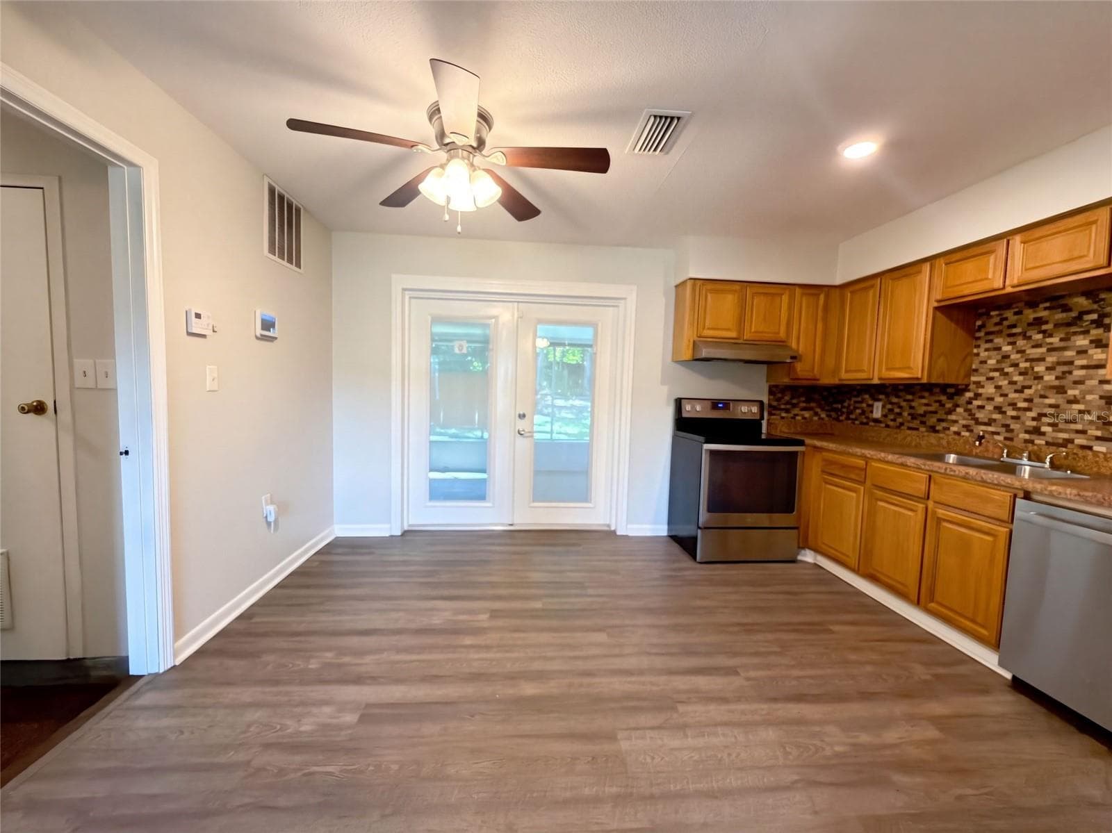 Single Family Residence at 740 SE 28TH ST, OCALA, photo 2 of 48