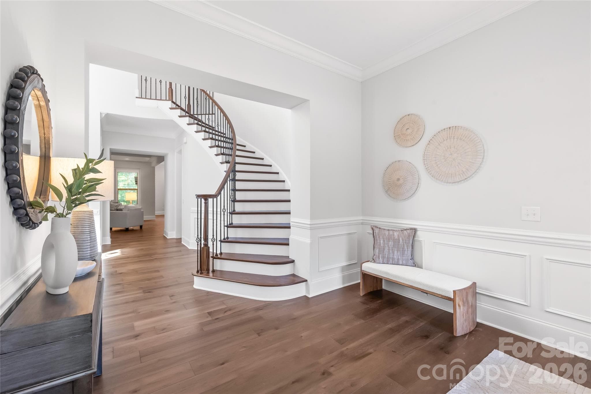 Single Family Residence at 5624 Five Knolls Drive, Charlotte, photo 2 of 48