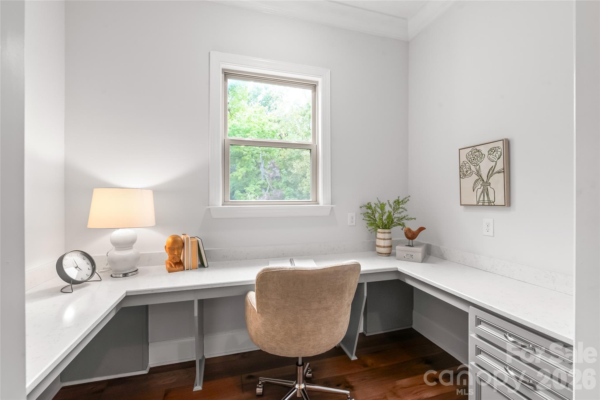 study center right by kitchen - 5624 Five Knolls Drive, Charlotte