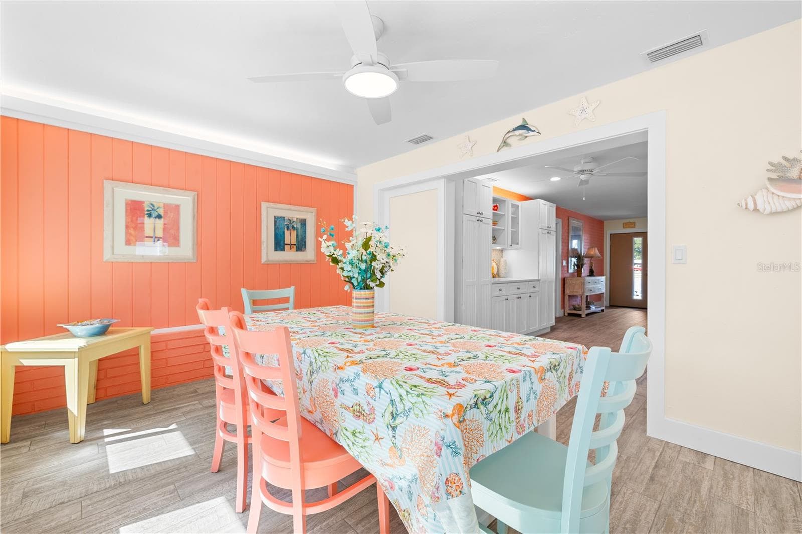 Single Family Residence at 929 SANTA MONICA DR, DUNEDIN, photo 16 of 36