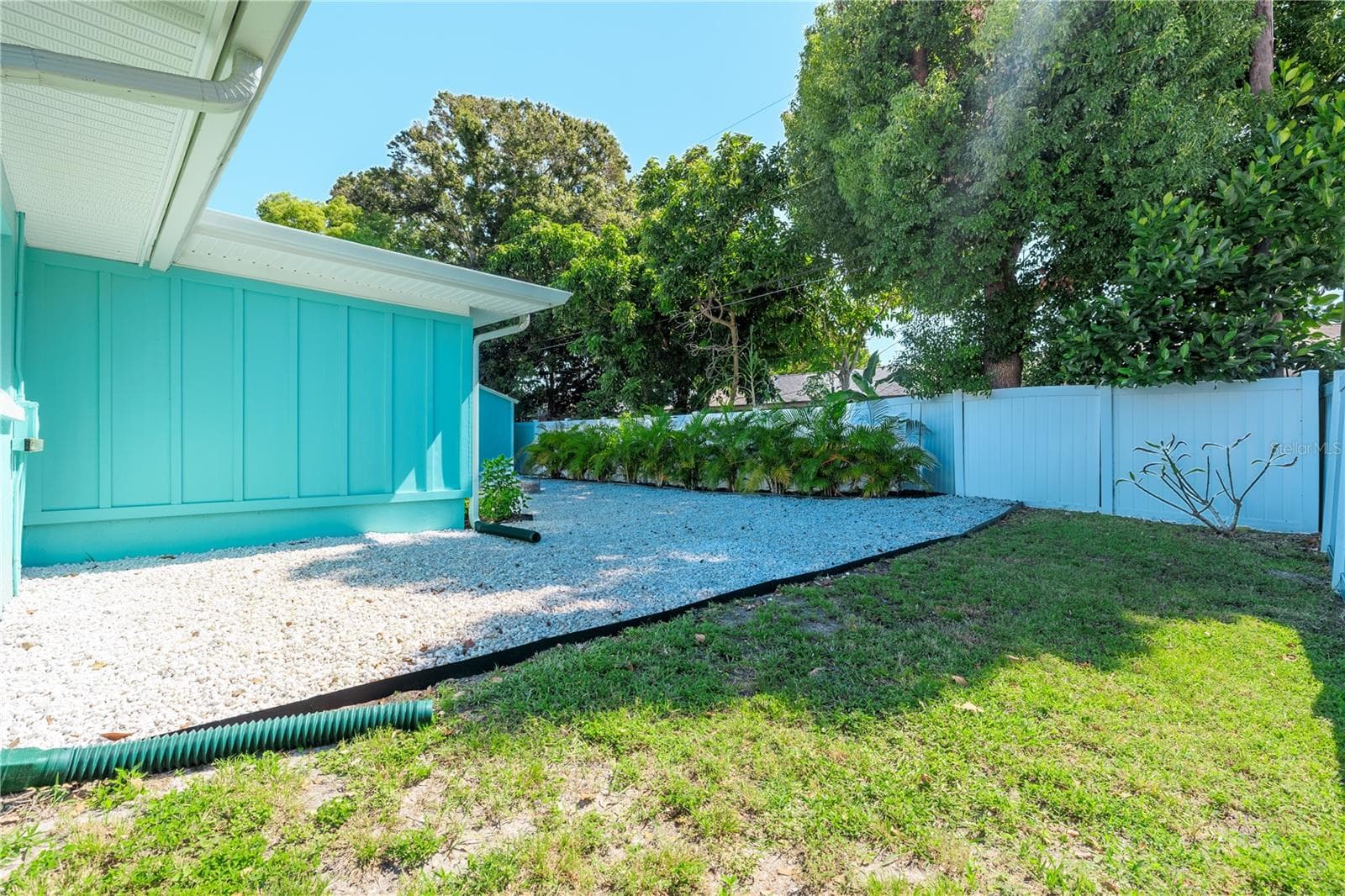 Single Family Residence at 929 SANTA MONICA DR, DUNEDIN, photo 34 of 36