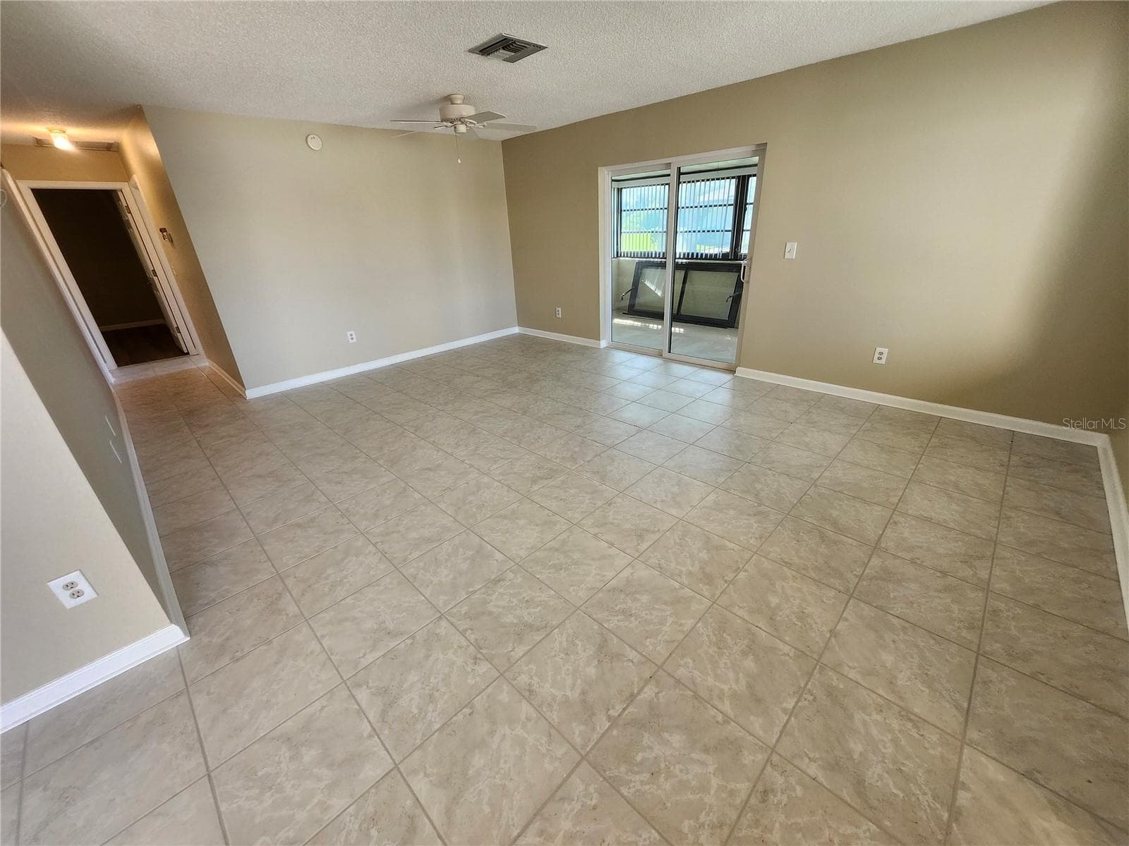 Villa at 1418 14TH CIR SE, LARGO, photo 4 of 27