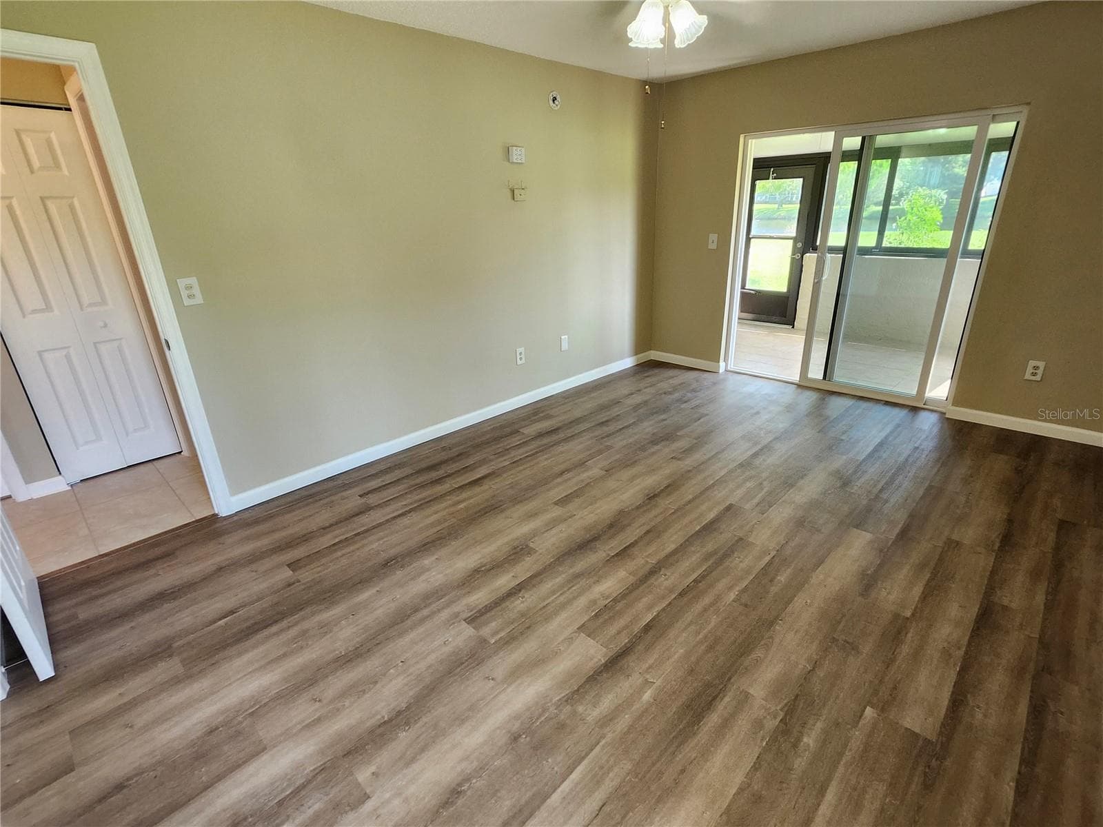 Villa at 1418 14TH CIR SE, LARGO, photo 13 of 27