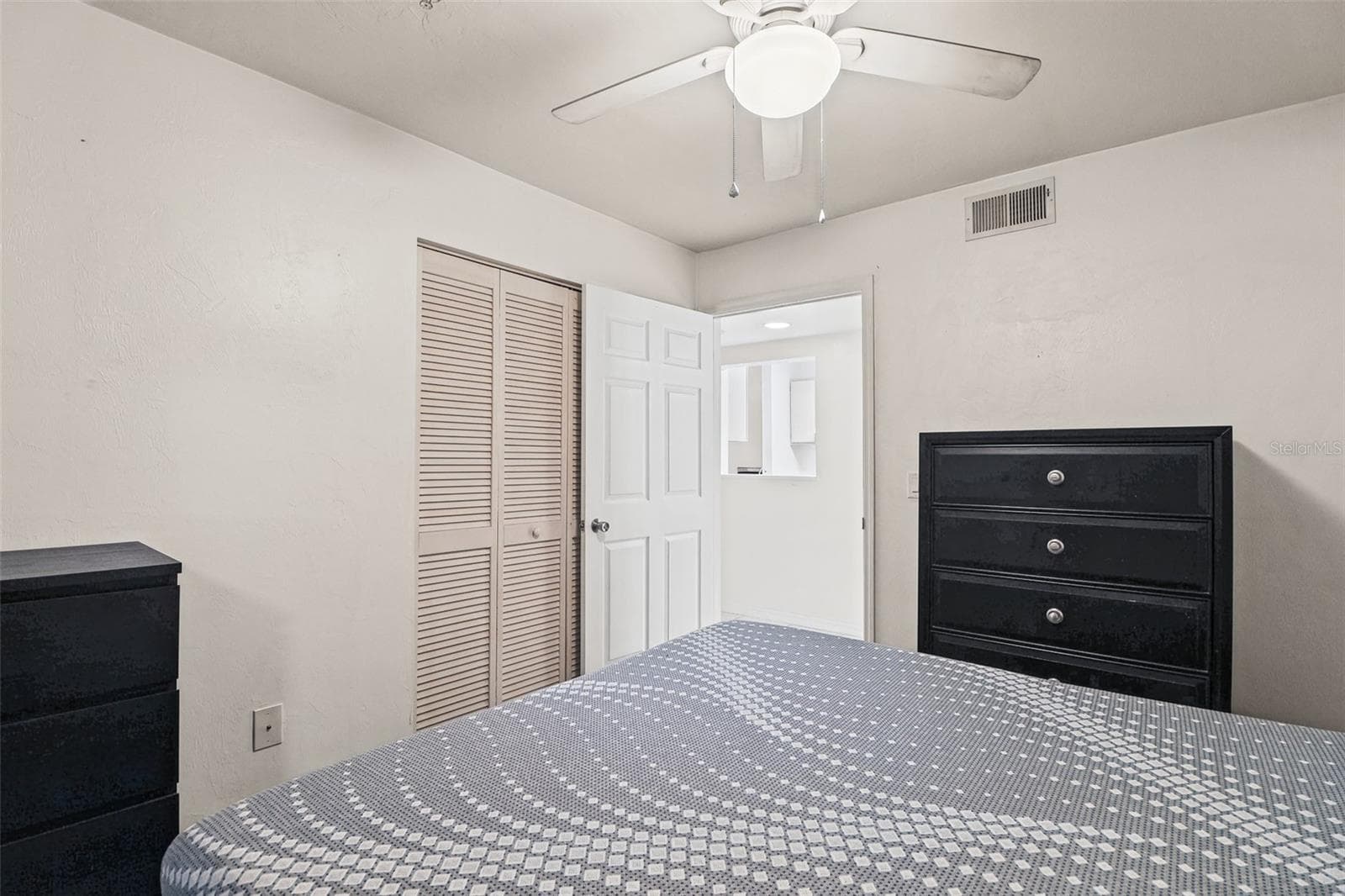 Condominium at 2360 SW ARCHER RD #707, GAINESVILLE, photo 17 of 27