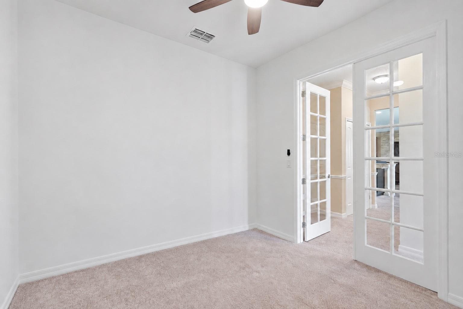 Single Family Residence at 9307 PARISIAN CT, SEFFNER, photo 14 of 40