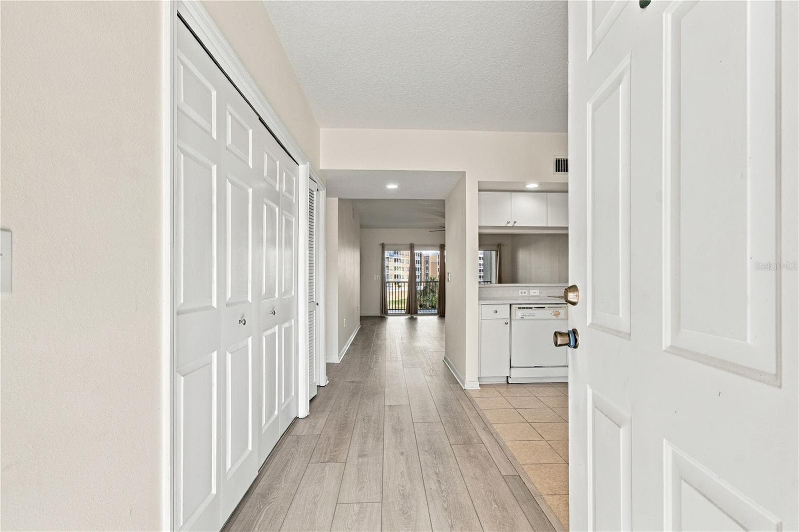 Entrance - 1200 COUNTRY CLUB DR #3202, LARGO