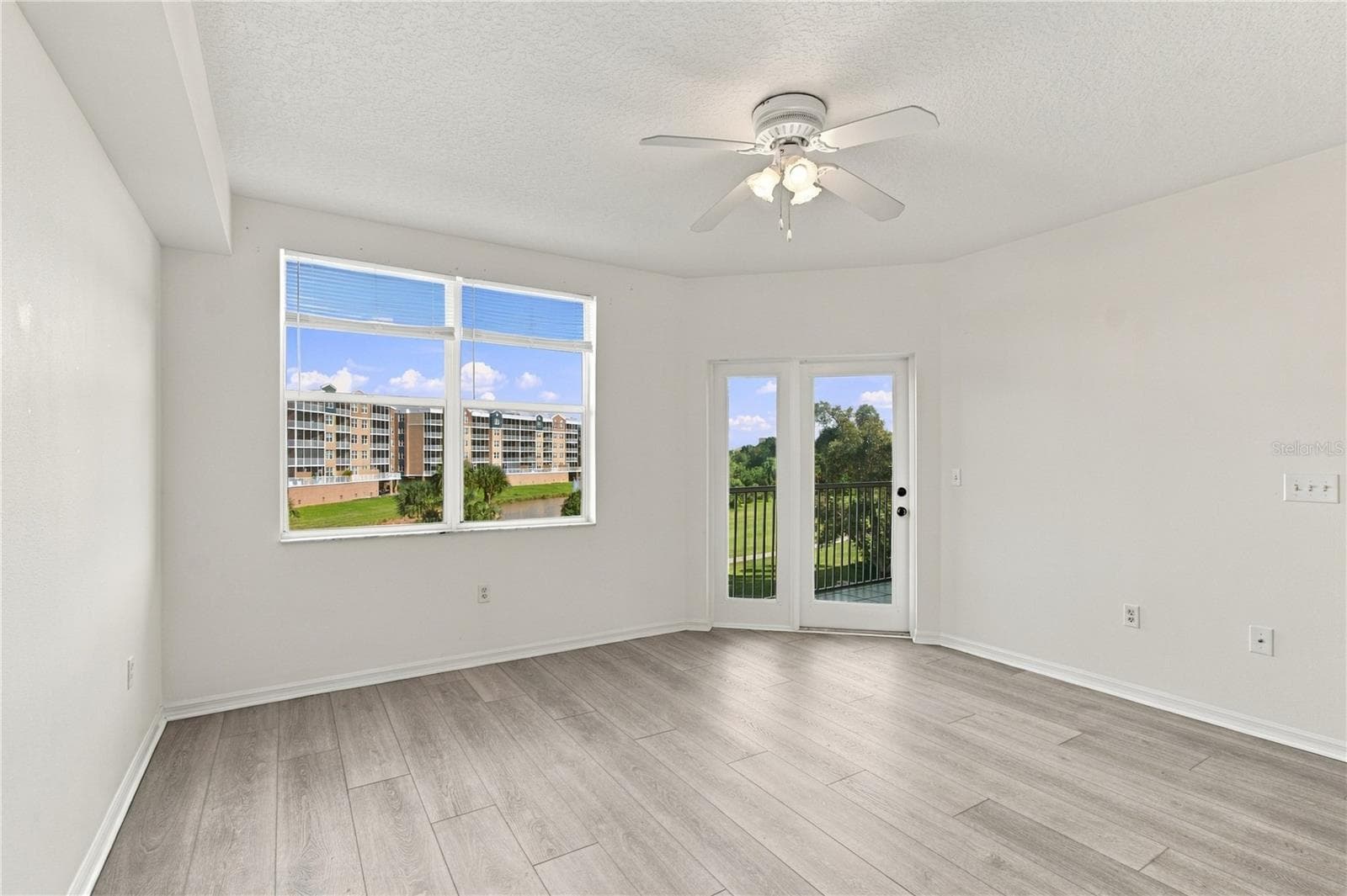 Primary Bedroom with Balcony access - 1200 COUNTRY CLUB DR #3202, LARGO