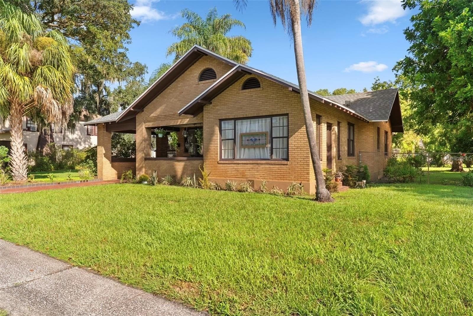 Historic Lakeland Home - 1410 ELGIN ST, LAKELAND