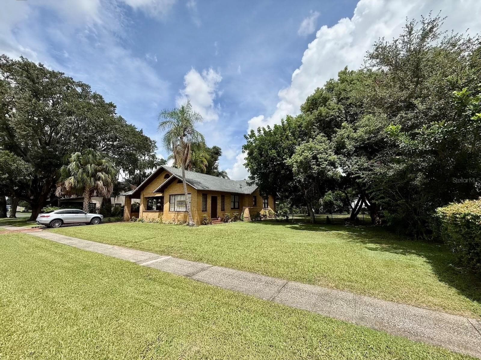 Historic Lakeland Home - 1410 ELGIN ST, LAKELAND