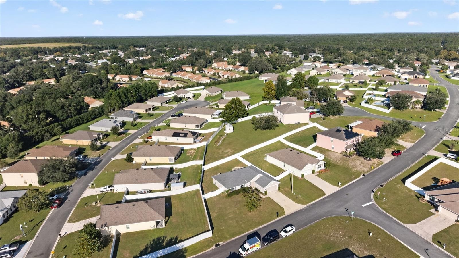 Single Family Residence at 495 W SHAKESPEARE DR, BEVERLY HILLS, photo 9 of 76