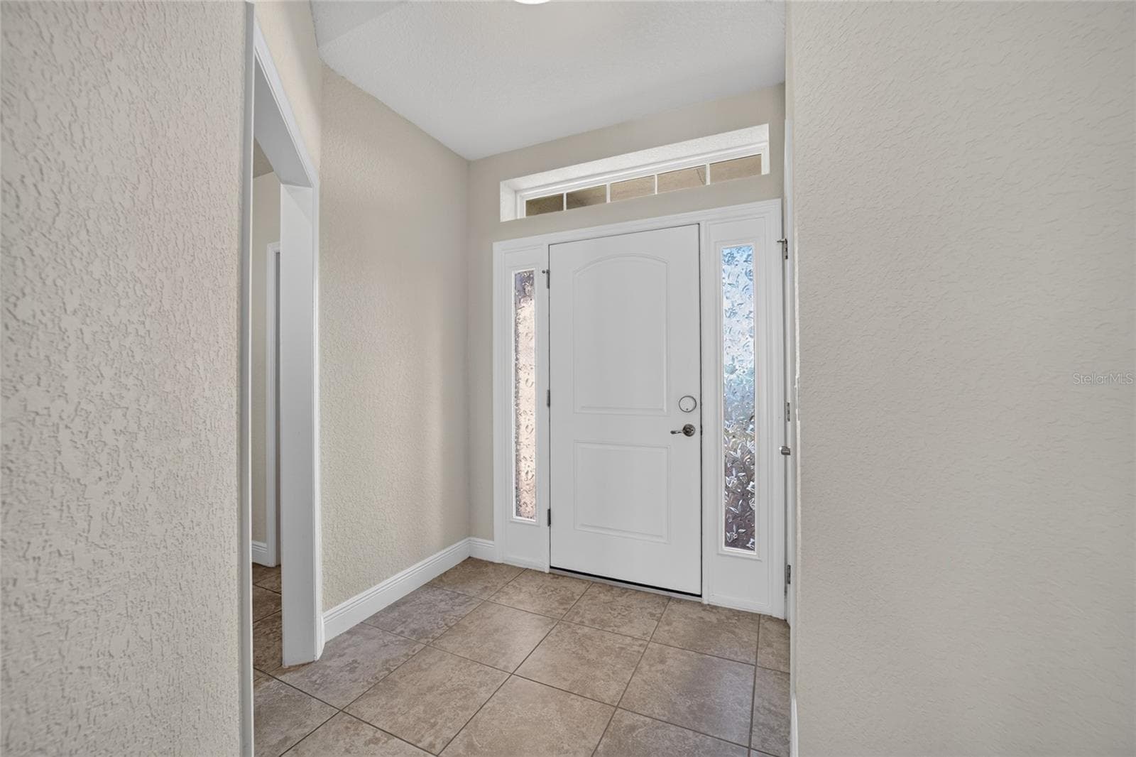 Single Family Residence at 495 W SHAKESPEARE DR, BEVERLY HILLS, photo 32 of 76
