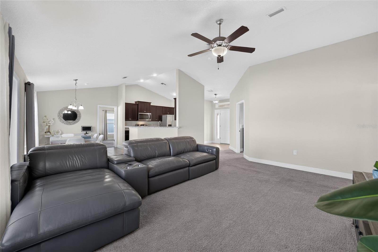 Single Family Residence at 495 W SHAKESPEARE DR, BEVERLY HILLS, photo 38 of 76