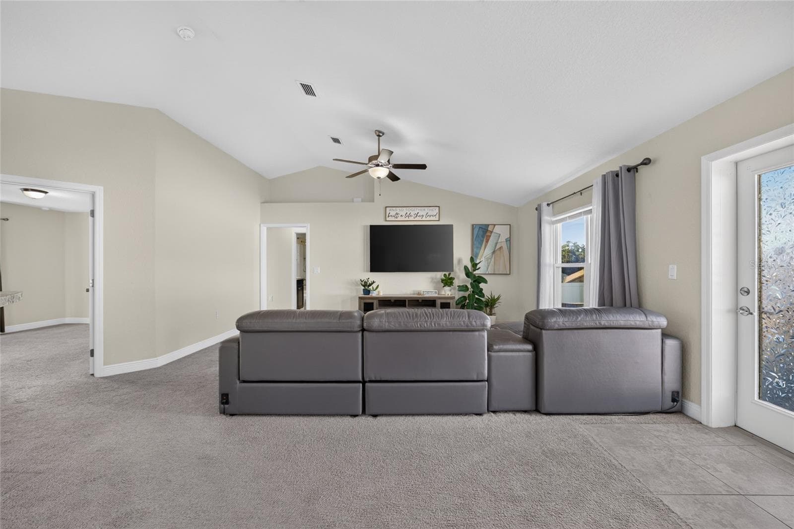Single Family Residence at 495 W SHAKESPEARE DR, BEVERLY HILLS, photo 40 of 76