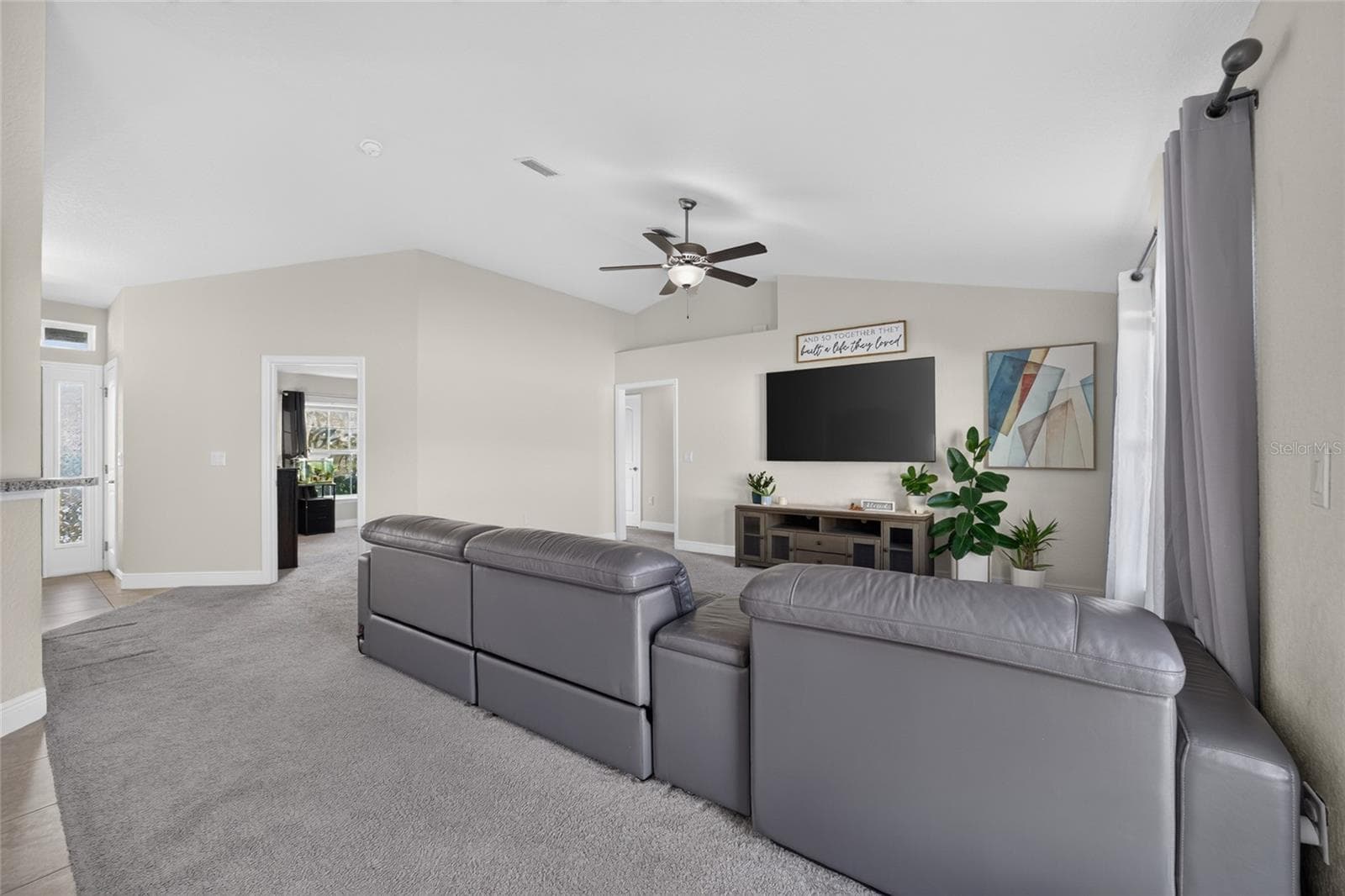 Single Family Residence at 495 W SHAKESPEARE DR, BEVERLY HILLS, photo 41 of 76