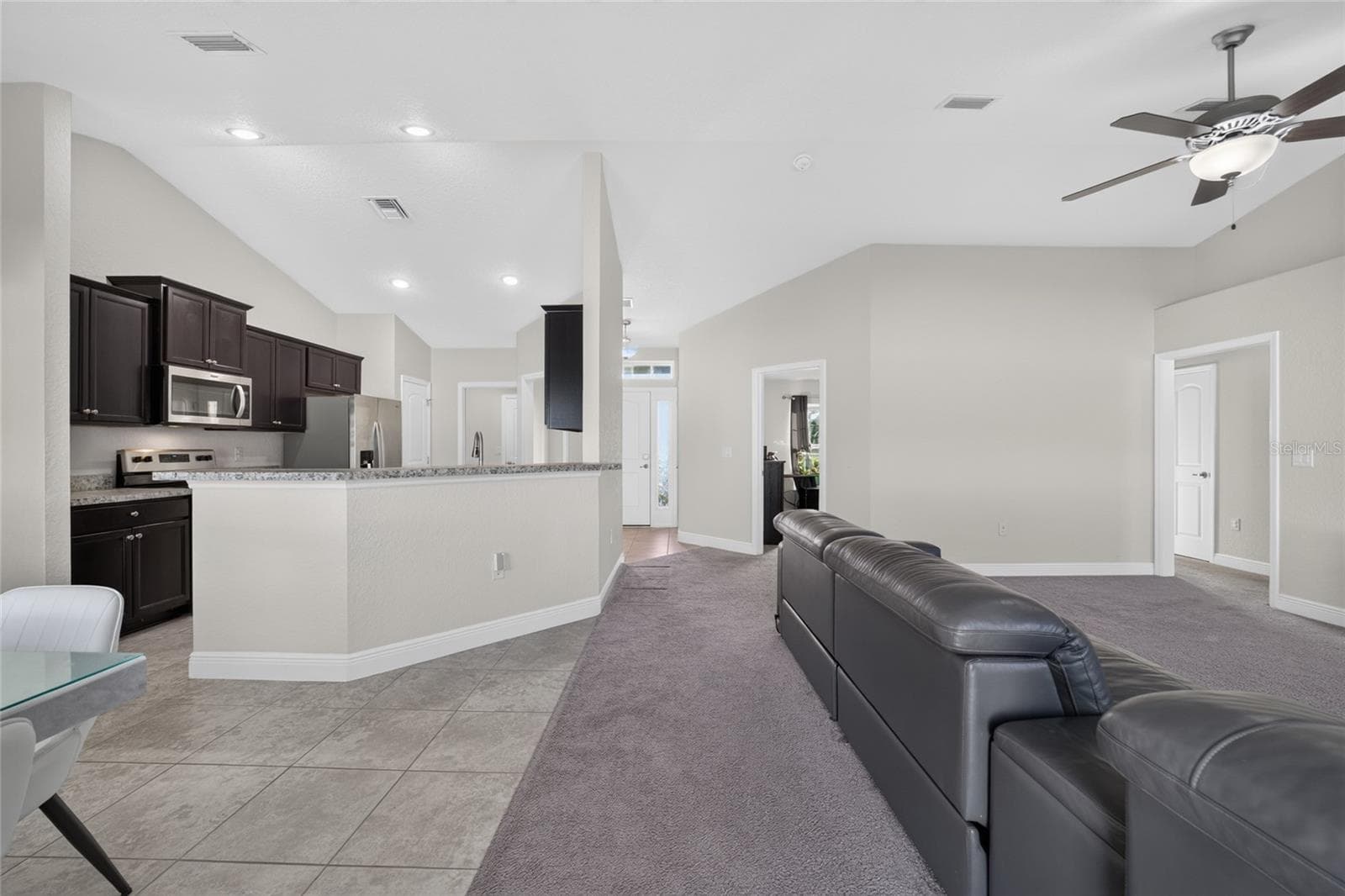 Single Family Residence at 495 W SHAKESPEARE DR, BEVERLY HILLS, photo 44 of 76