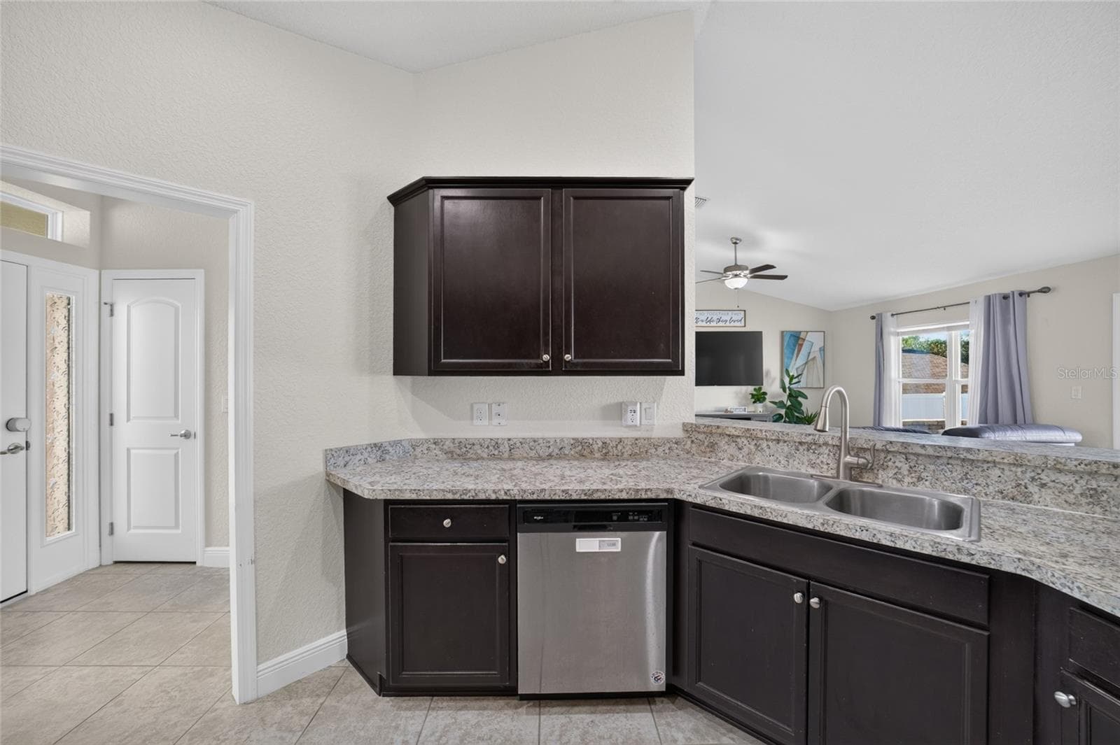 Single Family Residence at 495 W SHAKESPEARE DR, BEVERLY HILLS, photo 51 of 76