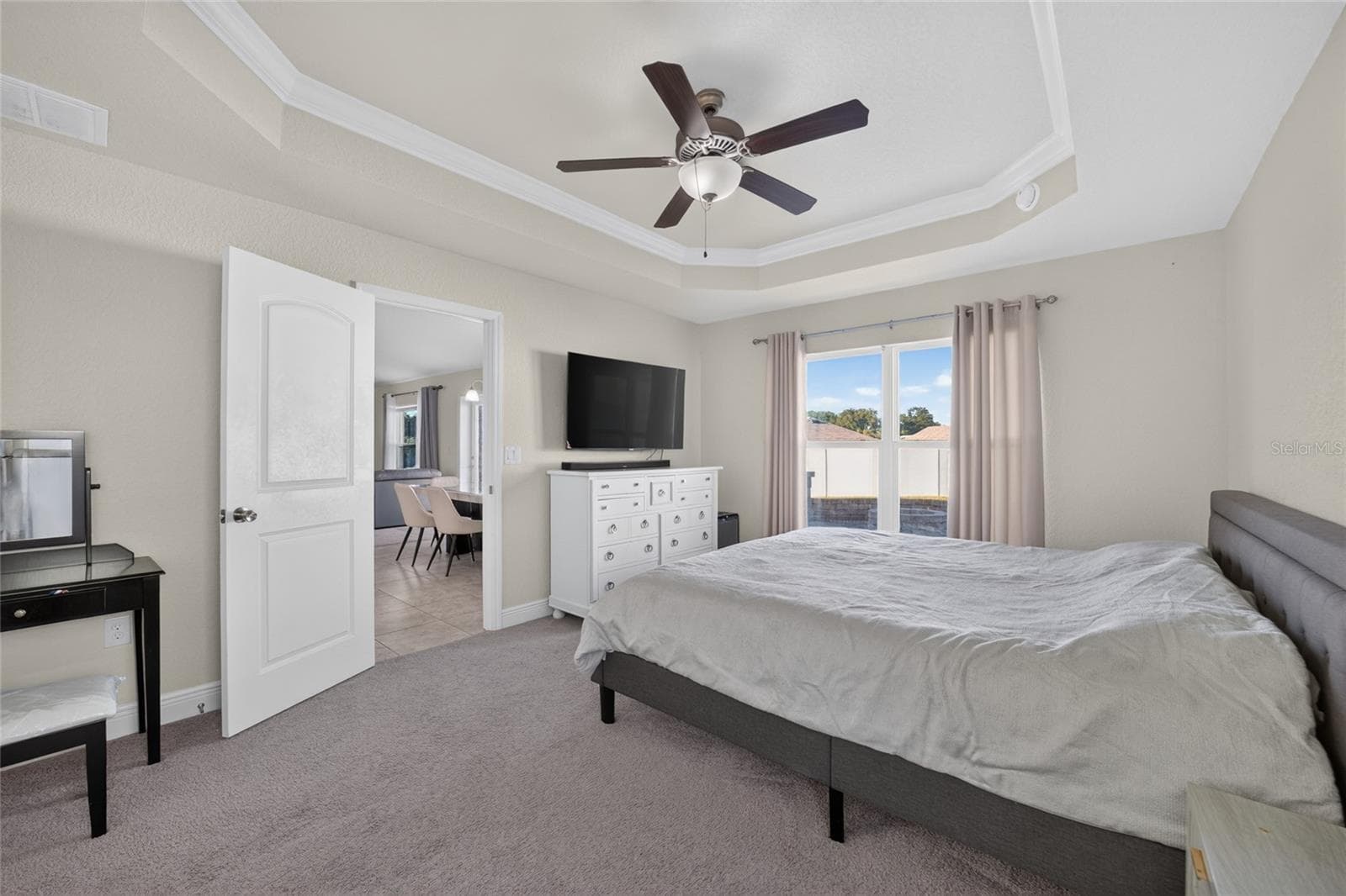 Single Family Residence at 495 W SHAKESPEARE DR, BEVERLY HILLS, photo 57 of 76